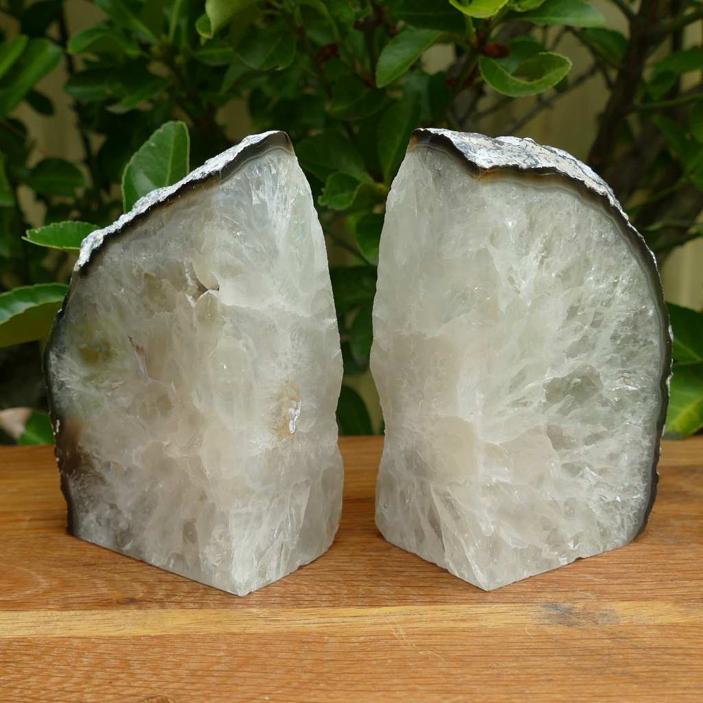 Natural Agate Bookends: Elegance Meets Functionality for Readers
