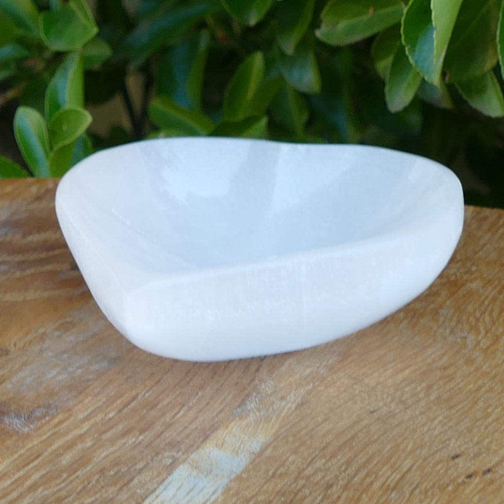 selenite cleansing bowl for jewellery