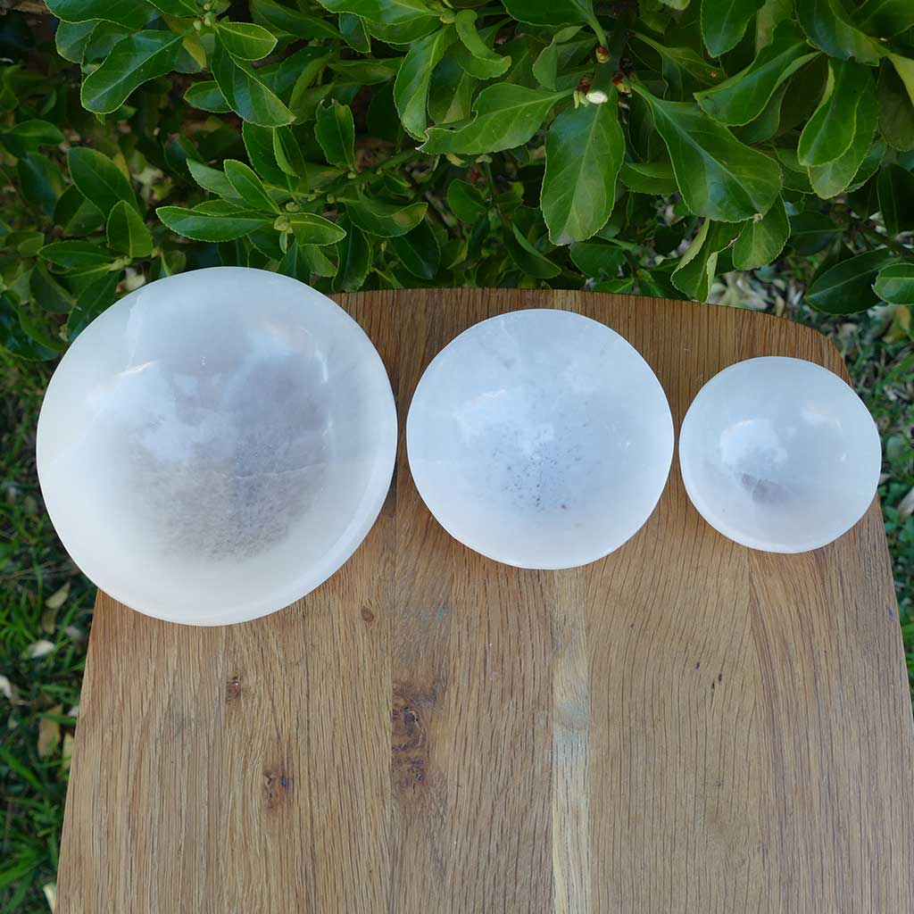 Selenite Bowl to Charge & Cleanse Jewellery & Crystals