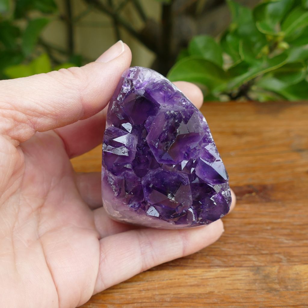 amethyst cluster cut base