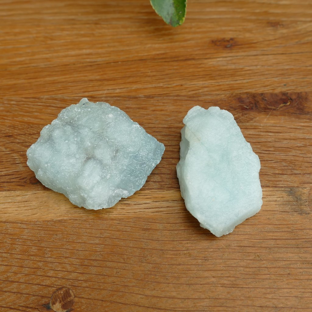 aquamarine natural pieces