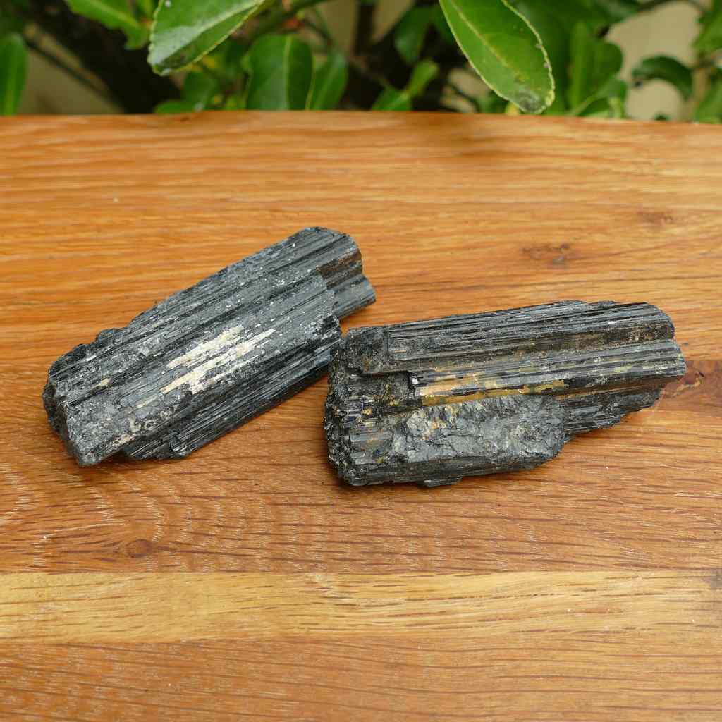 black tourmaline natural pieces