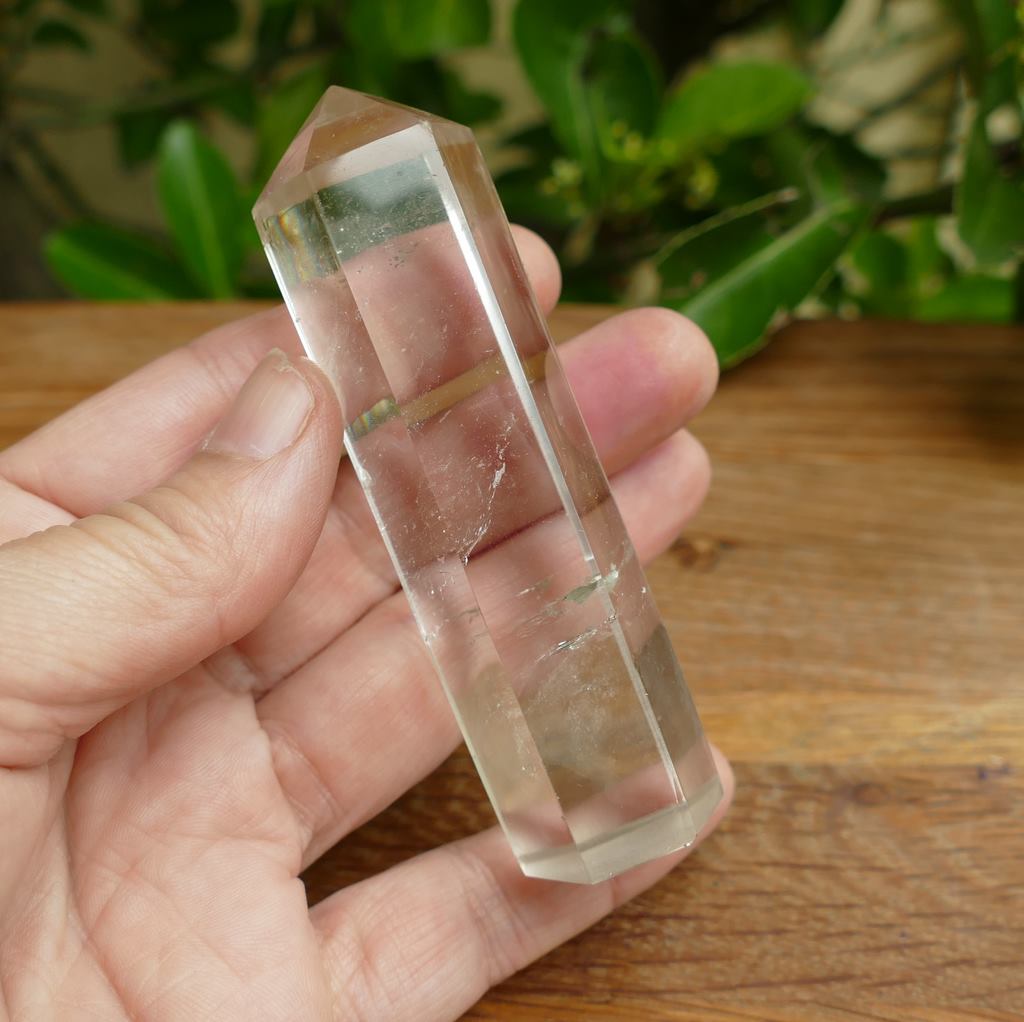 clear quartz polished point