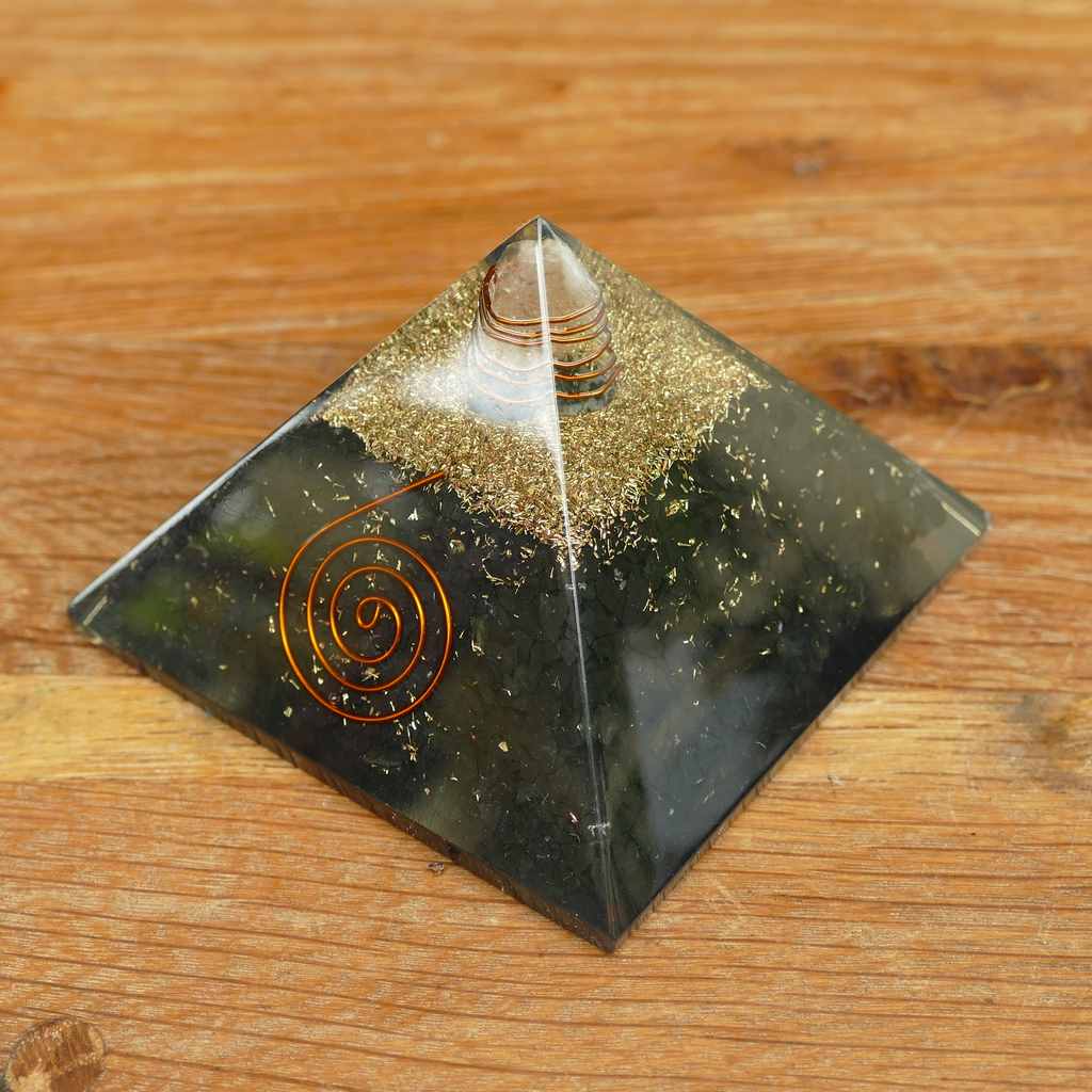 orgonite pyramid with shungite