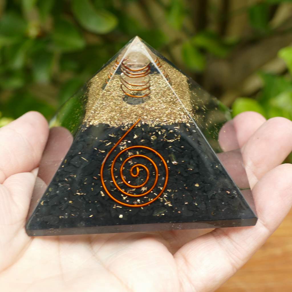 orgonite pyramid with shungite