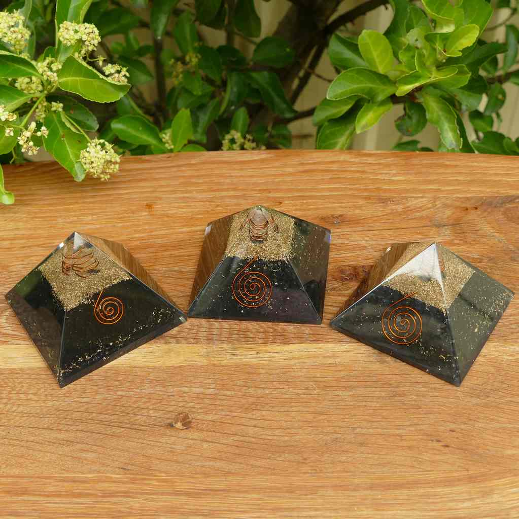 orgonite pyramid with shungite