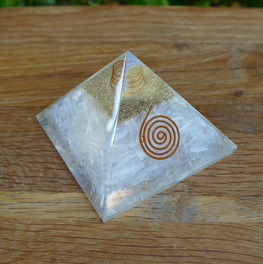 Orgonite Pyramids with Selenite Crystals