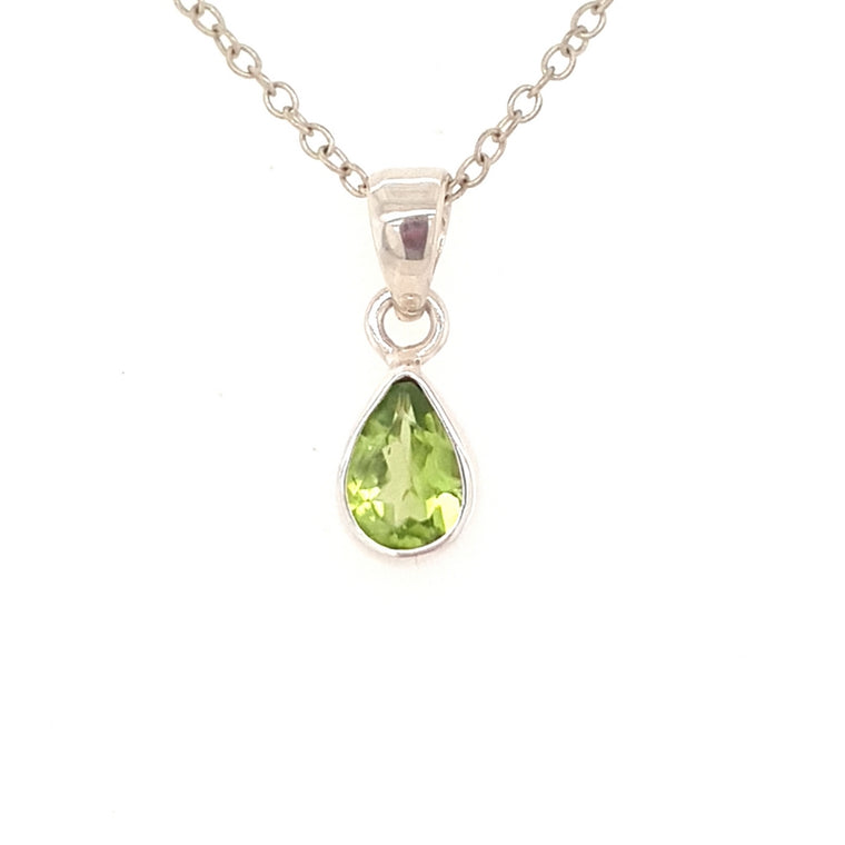 peridot pendant