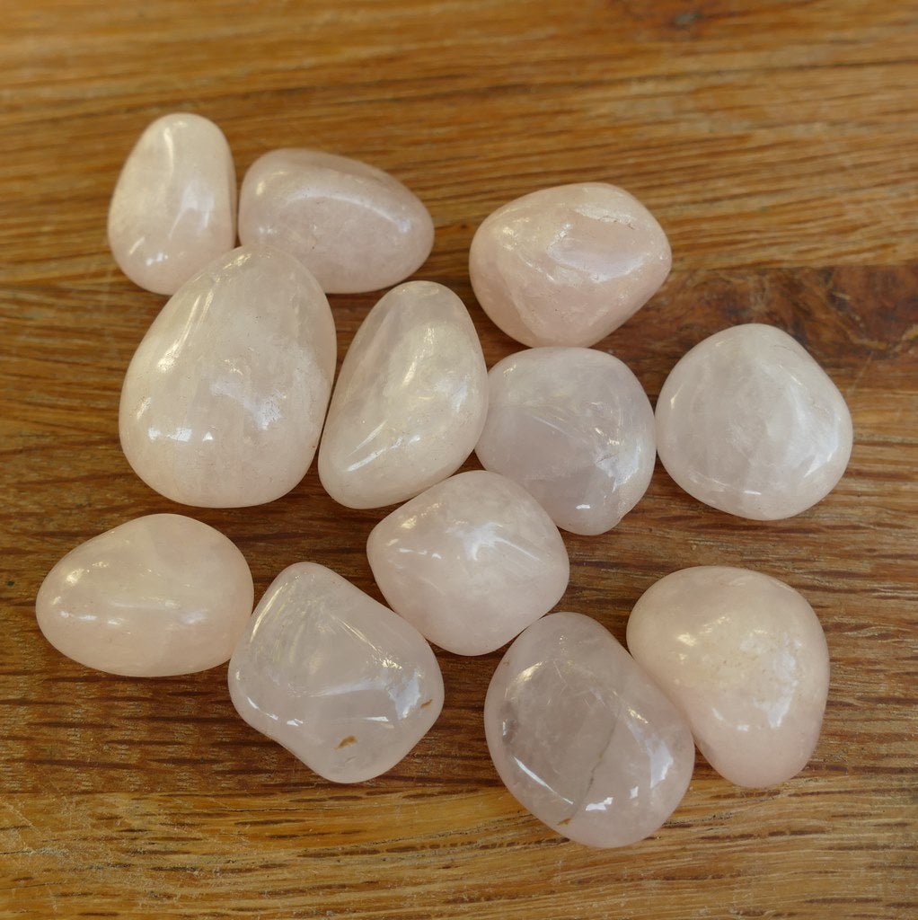 rose quartz tumble stones