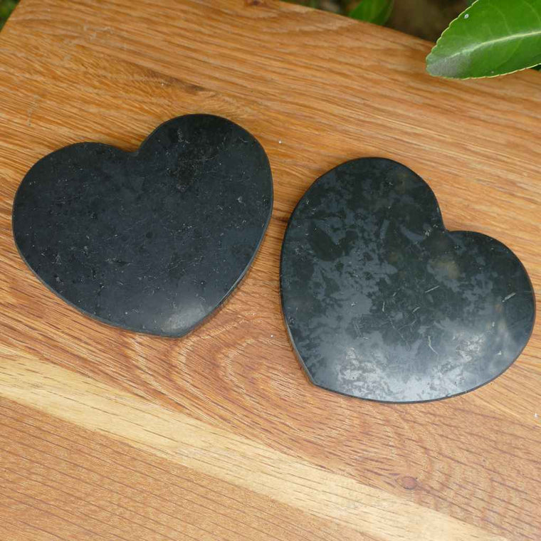 shungite heart plate charging tile