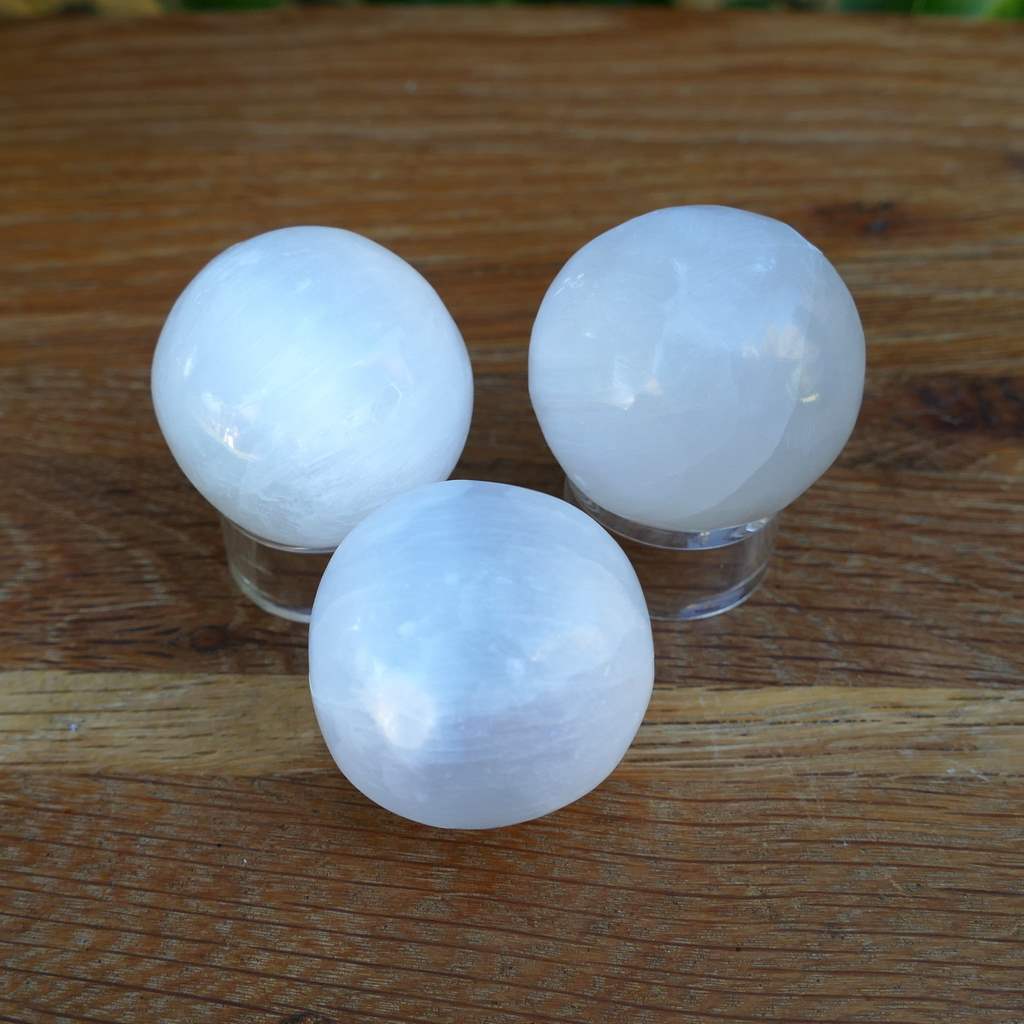 small selenite sphere